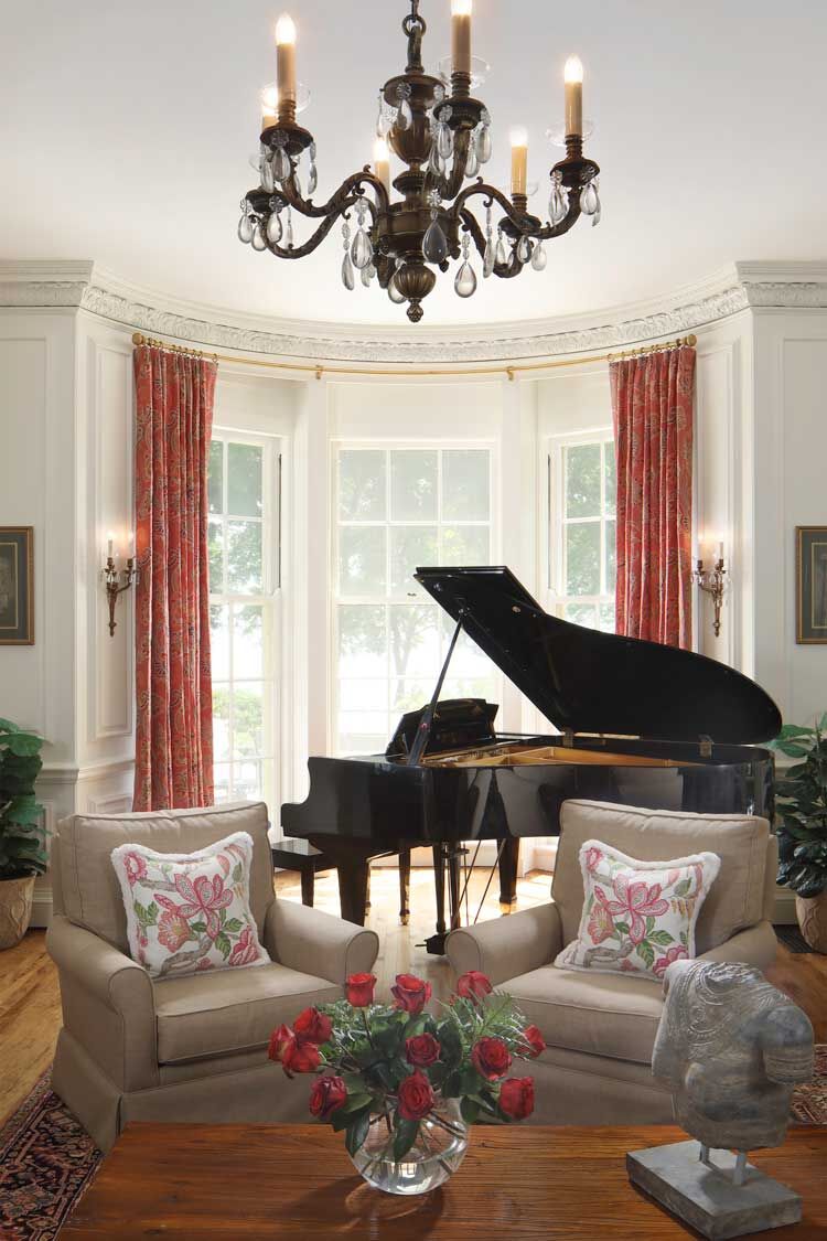 LuxuryHome_Living2v2.jpg